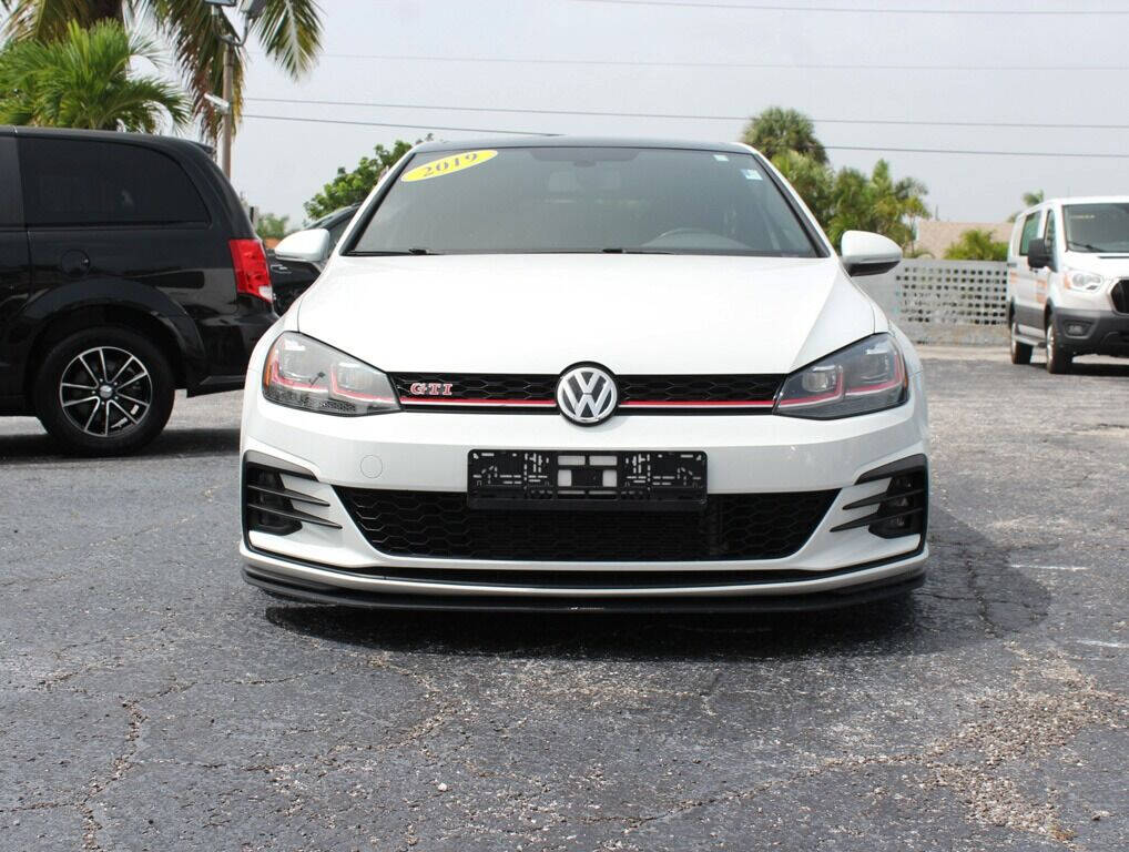 2019 VOLKSWAGEN Golf GTI Hatchback - $28,665