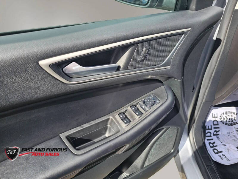 2023 Ford Edge
