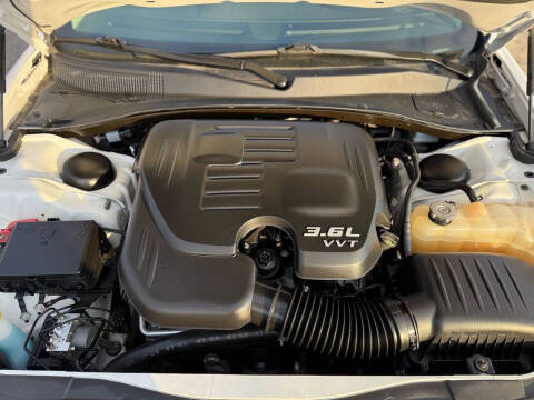 2019 Chrysler 300 Touring