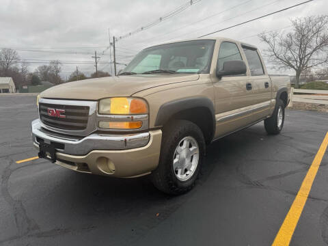 2004 GMC Sierra 1500 for sale at eAutoTrade in Evansville IN