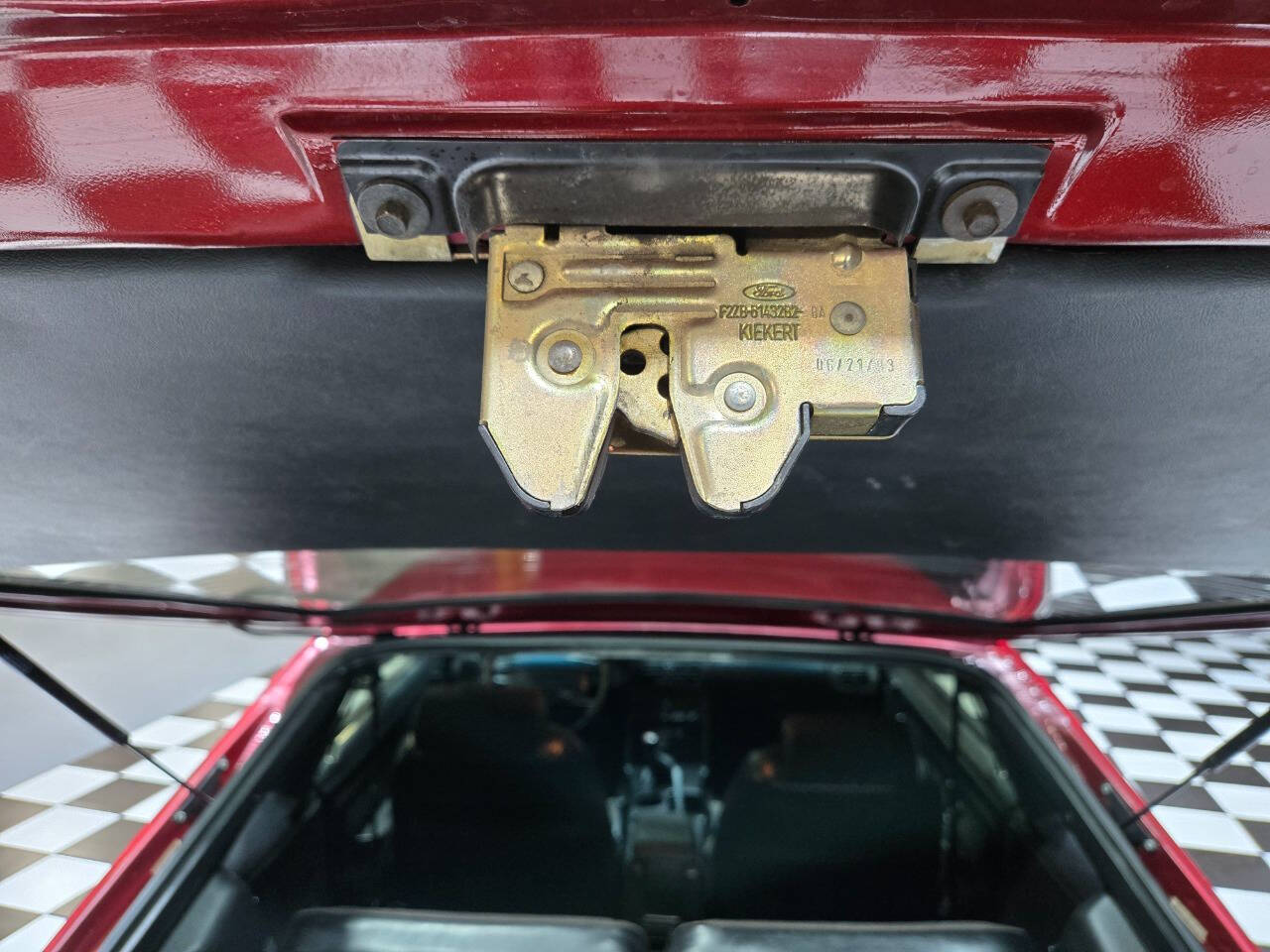 1993 Ford Mustang 62