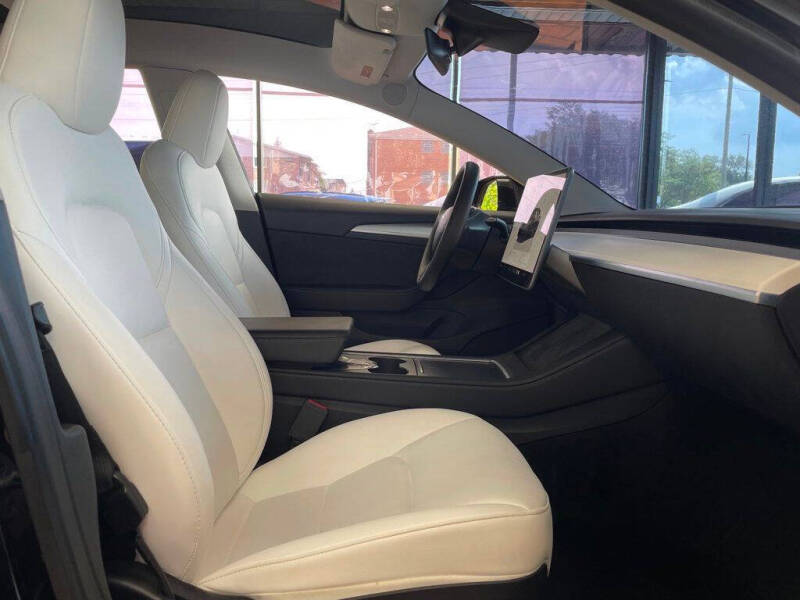 2023 Tesla Model 3 Performance