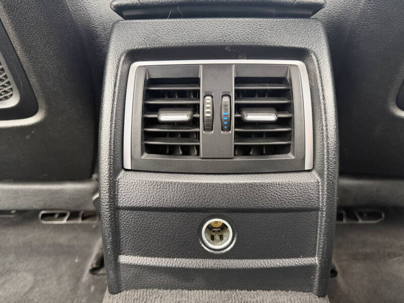 2018 BMW 3 Series 320i