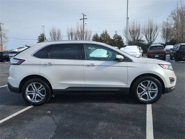 2017 Ford Edge Titanium