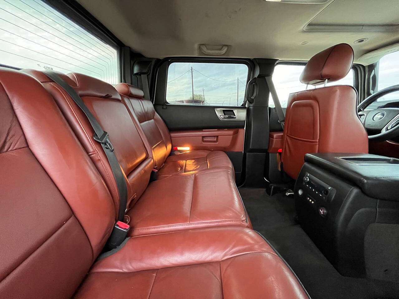 2008 HUMMER H2 SUT for sale at Carnival Car Company in Victoria, TX