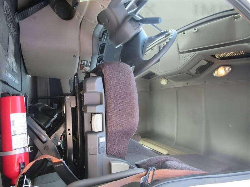 2014 Freightliner Cascadia