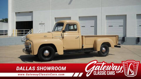 1951 International L 110