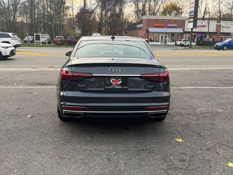 2021 Audi A4 quattro Premium 40 TFSI