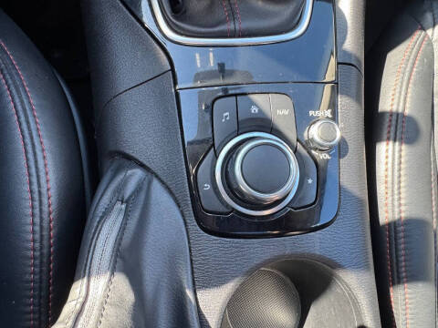 2015 Mazda MAZDA3 i Grand Touring