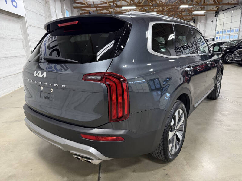 2022 Kia Telluride S