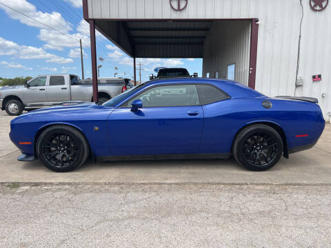 2018 Dodge Challenger for sale at Circle T Motors INC in Gonzales TX