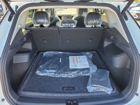 2025 Volkswagen Tiguan SE