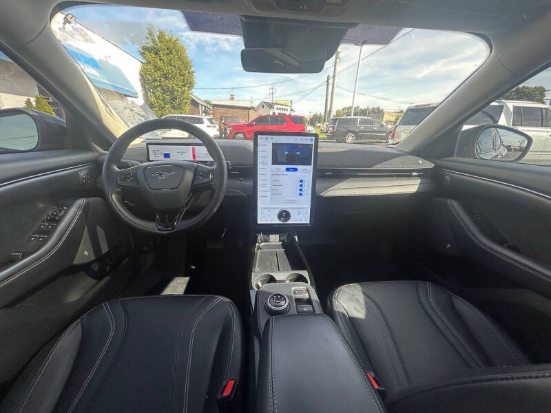 2021 Ford Mustang Mach-E Premium