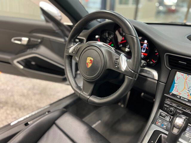 2014 Porsche 911 Carrera 4