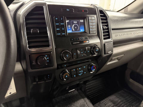 2017 Ford F-350 Super Duty XLT