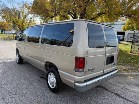 2009 Ford E-Series E-350 SD XLT