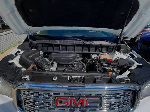2019 GMC Acadia Denali