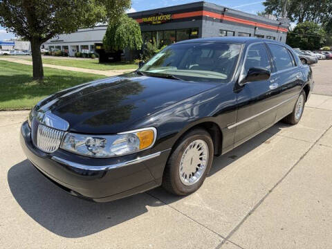 2001 Lincoln Town Car Cartier