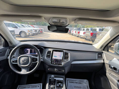 2023 Volvo XC90 B5 Core