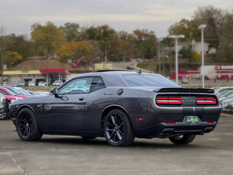 2015 Dodge Challenger SRT 392