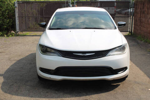 2017 Chrysler 200 Touring