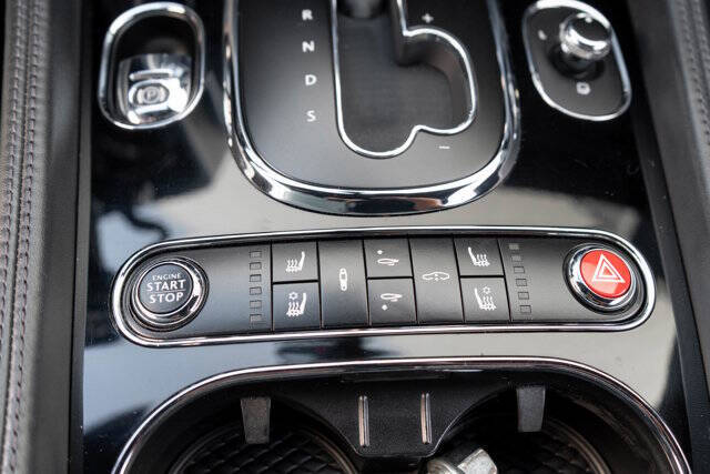 2016 Bentley Continental 24