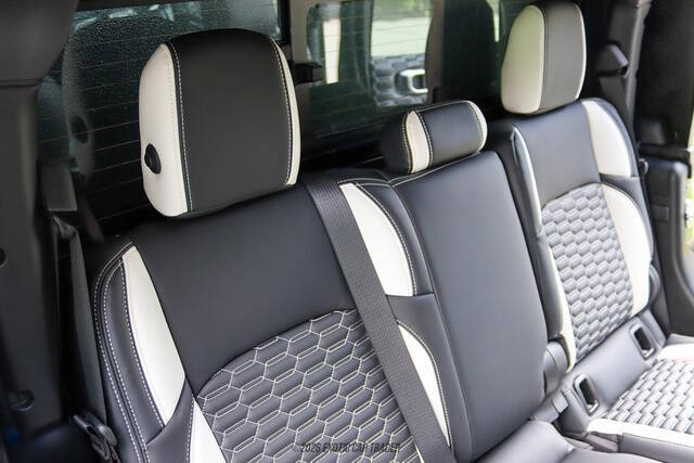2025 Jeep Gladiator