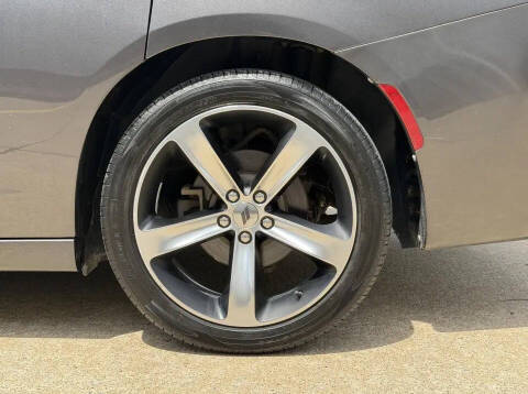 2017 Dodge Charger SXT