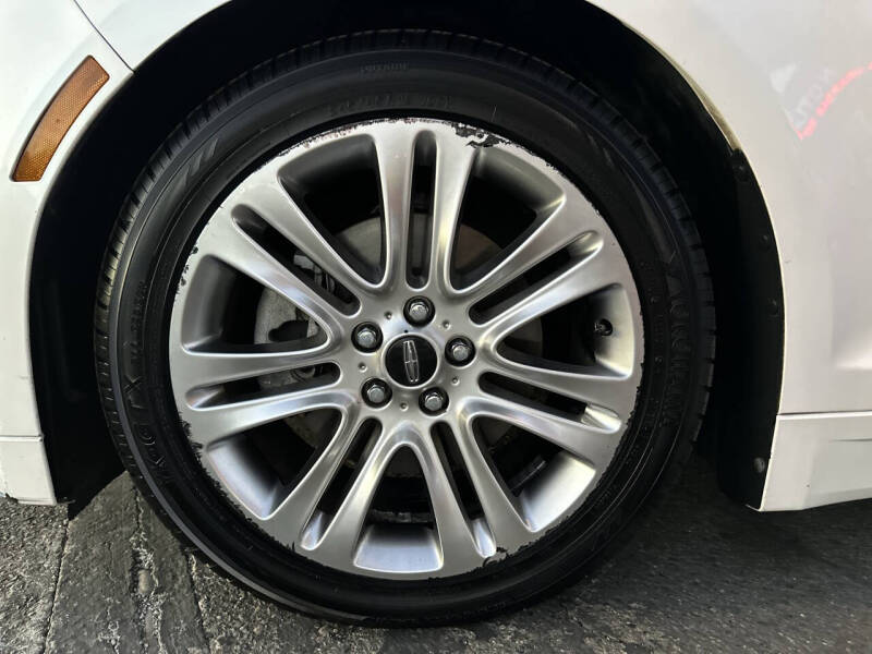 2013 Lincoln MKZ