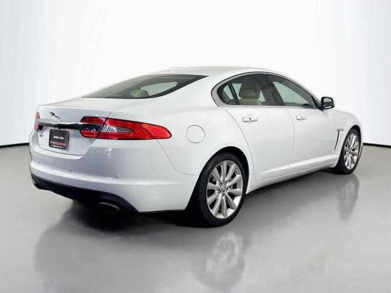 2012 Jaguar XF