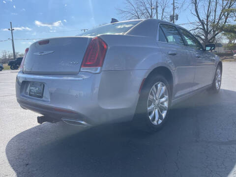 2015 Chrysler 300 Limited