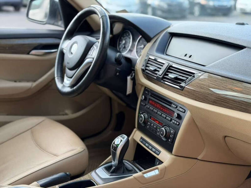 2013 BMW X1 xDrive28i