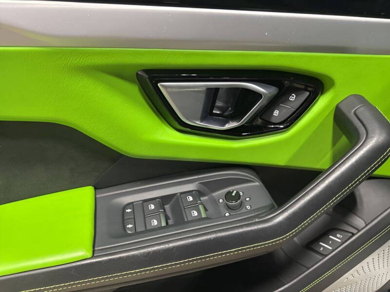 2019 Lamborghini Urus
