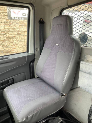 2013 International DuraStar 4300