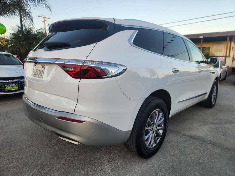 2022 Buick Enclave Essence
