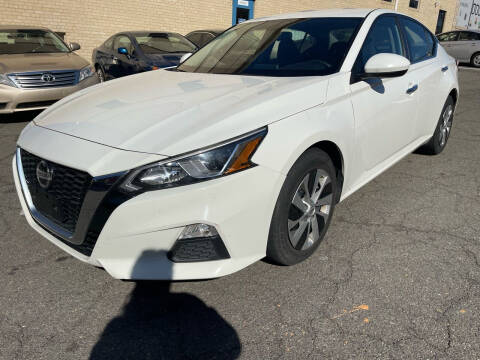 2020 Nissan Altima for sale at Alexandria Auto Sales in Alexandria VA