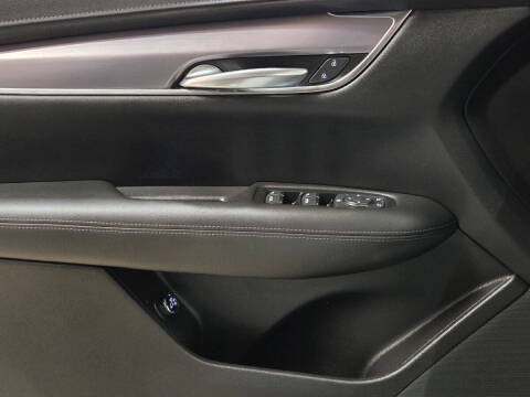 2023 Cadillac XT5 Luxury