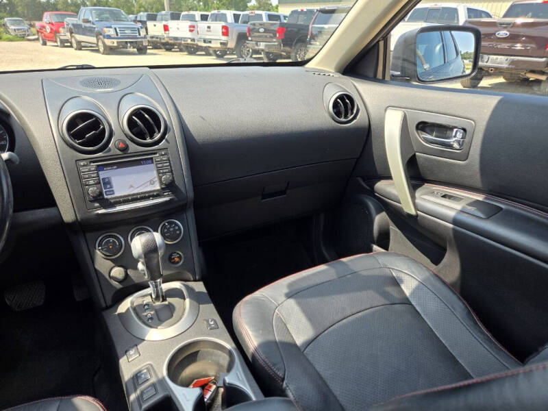 2012 Nissan Rogue SV w/SL Package