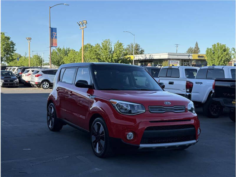 2019 Kia Soul +