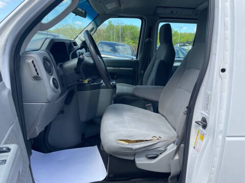 2012 Ford E-Series E-250