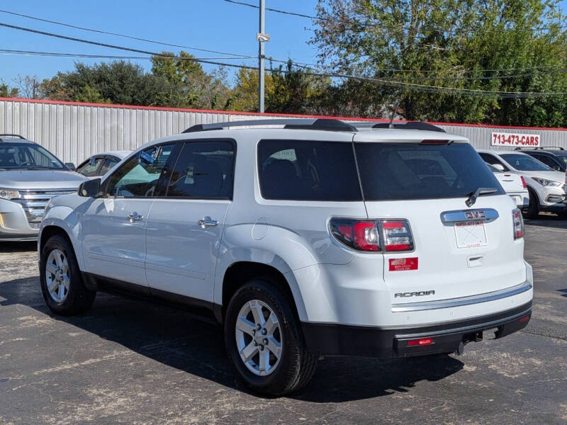 2016 GMC Acadia SLE-2