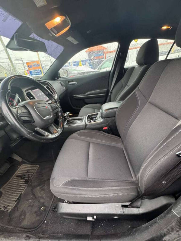 2019 Dodge Charger SXT