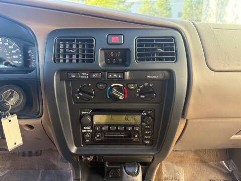 2002 Toyota 4Runner SR5