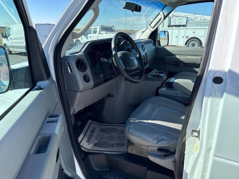 2011 Ford E-Series E-350 SD