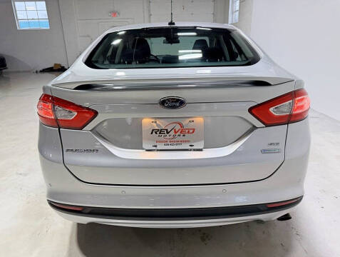 2013 Ford Fusion SE