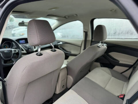 2012 Ford Focus SE
