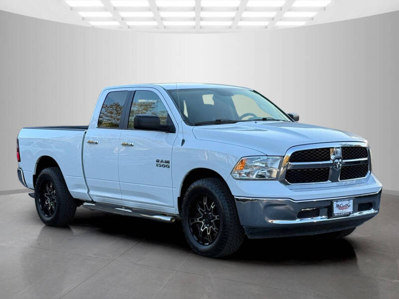 2017 RAM 1500 SLT