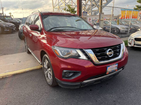 2017 Nissan Pathfinder S