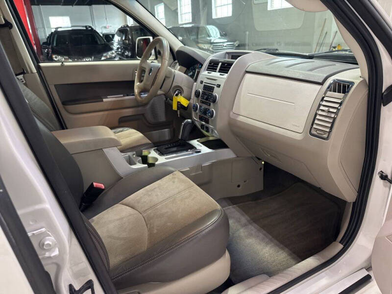 2010 Mercury Mariner Premier I4