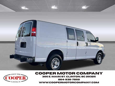 2023 Chevrolet Express 2500